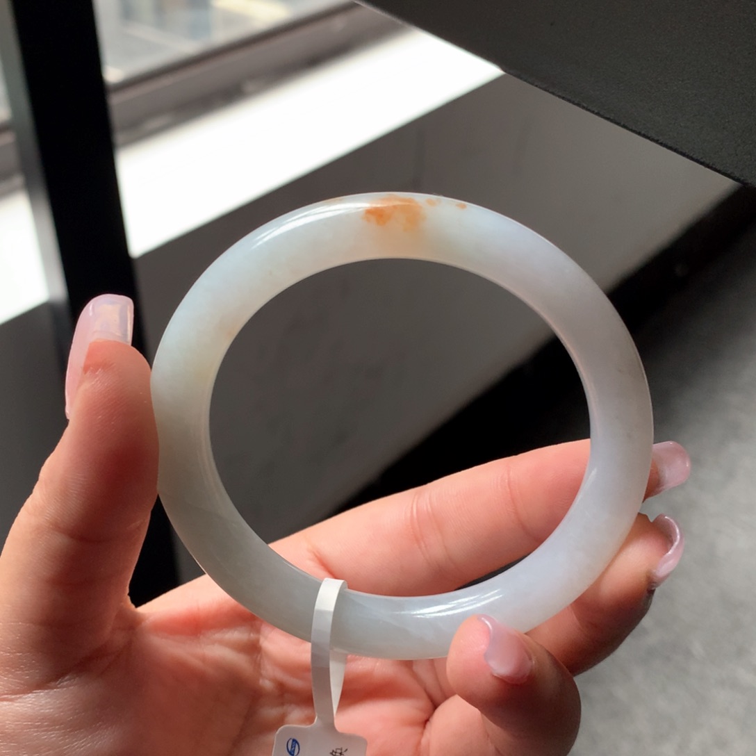 翡翠手镯未镶嵌4 56黄翡圆条