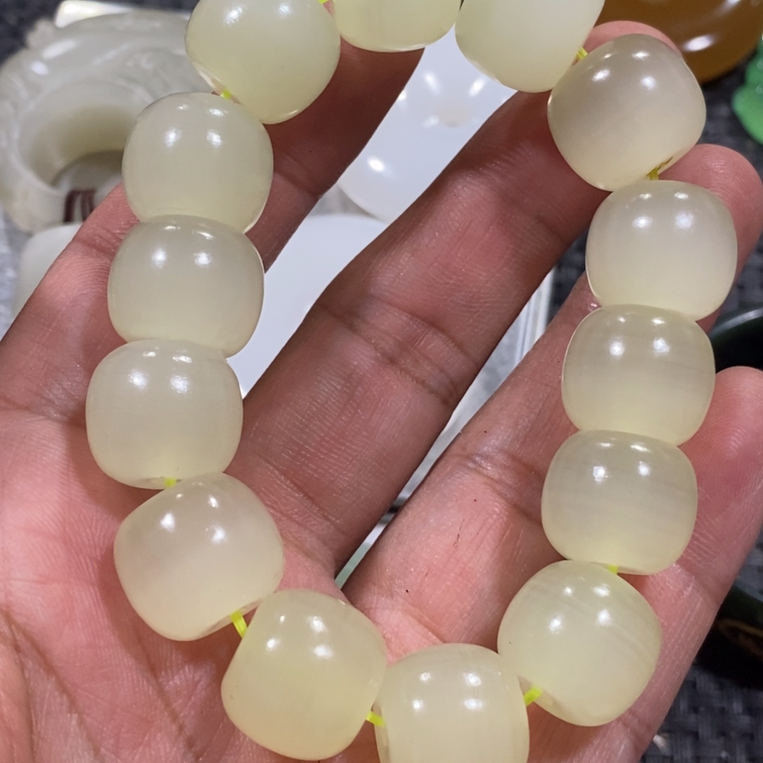 滴血莲花菩提吊坠
