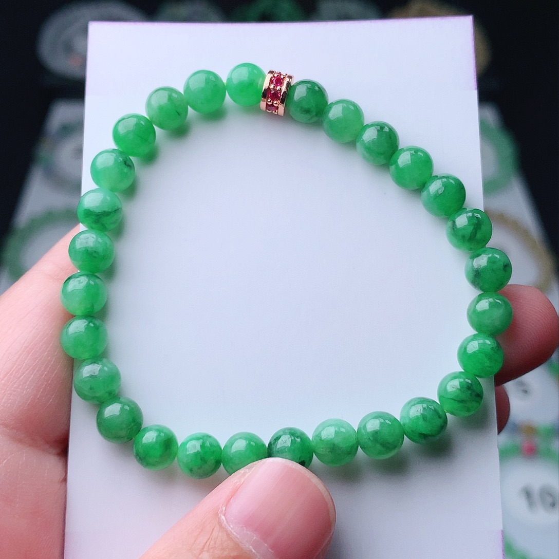 翡翠手串未镶嵌翡翠