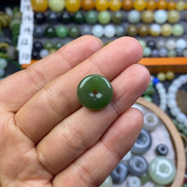 和田玉平安扣未镶嵌吴***茶