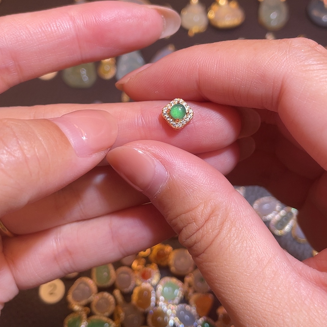 翡翠银S925镶嵌颈饰