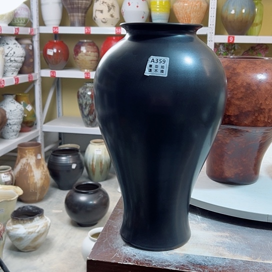 瓶高39口9。陶瓷精品摆件摆件。359