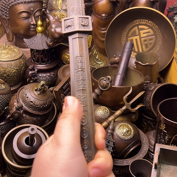铜1235566777765667888