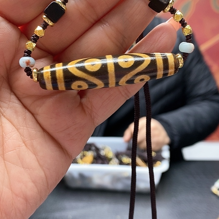 玛瑙/玉髓颈饰合金