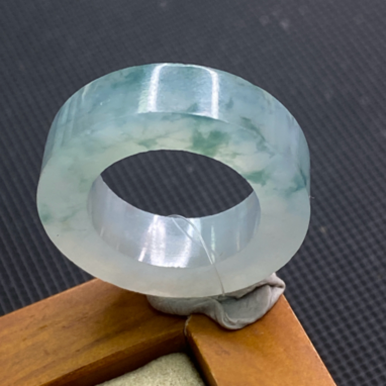 【杨玉环】天然A货翡翠戒指DC0247，毛货9圈口以上