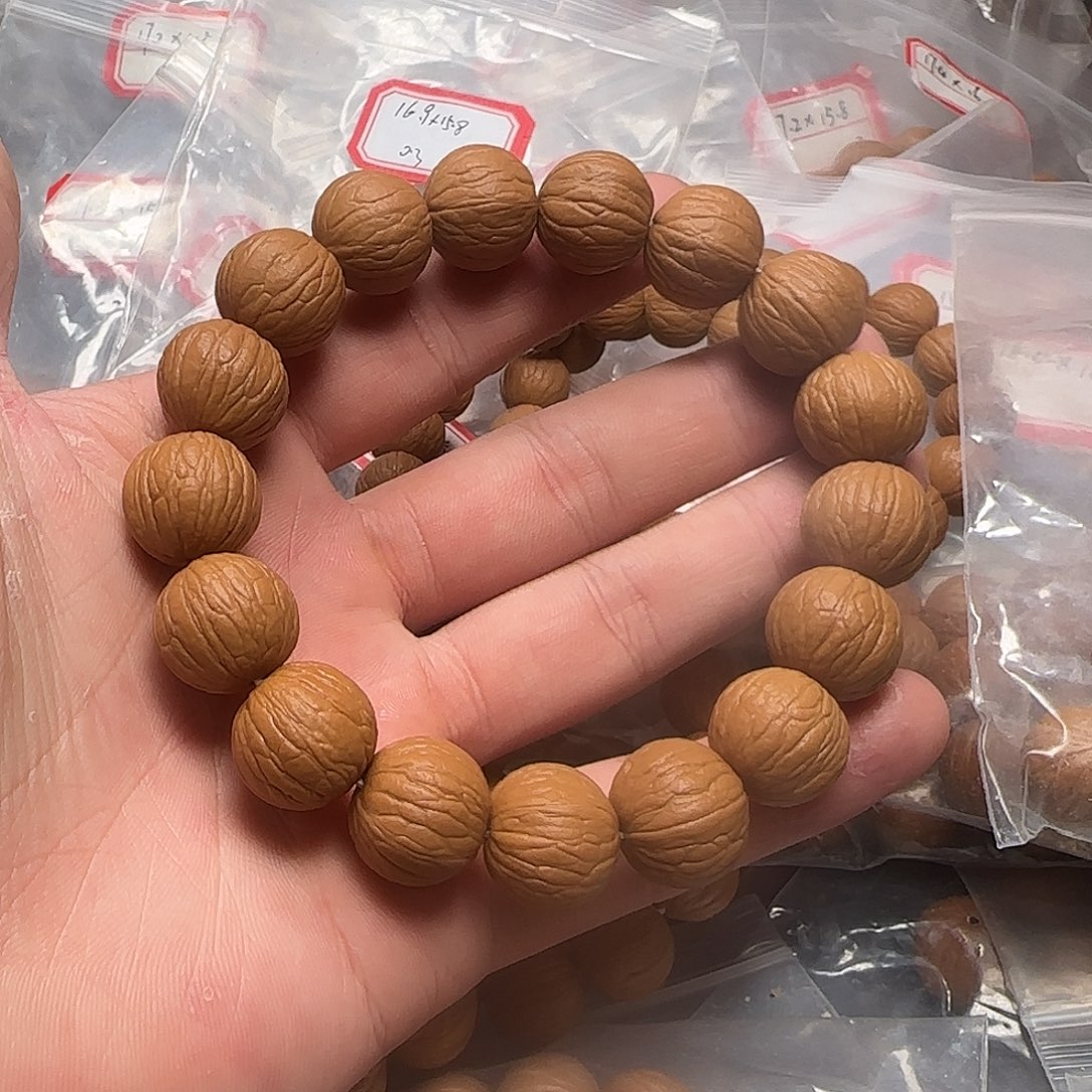 做***己猴头核桃手串17聚宝盆