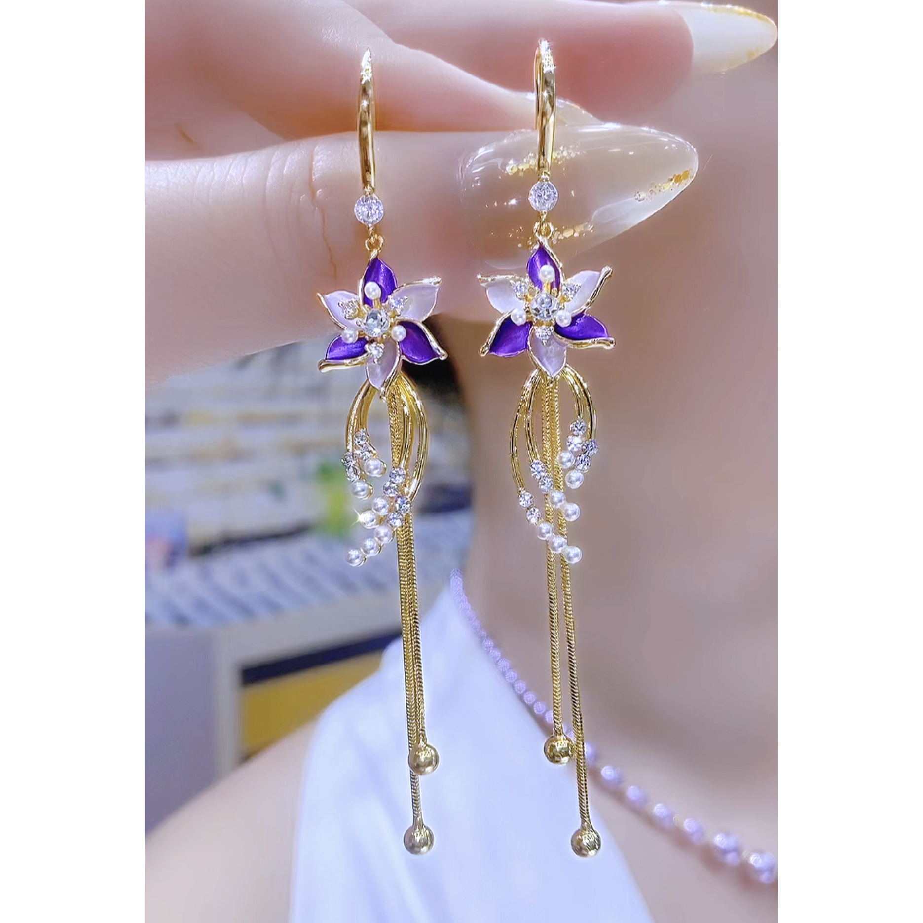 铜合金合成锆石耳饰 时尚百搭轻奢气质优雅花朵流苏耳环