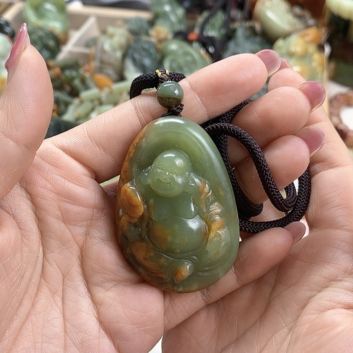 颈饰未镶嵌和田玉春**鸽