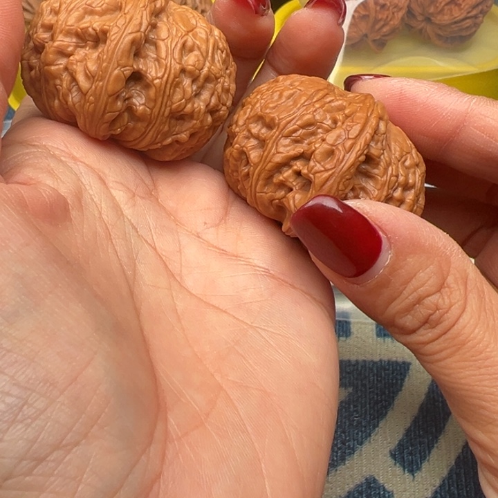 桃核吊坠文玩泥鳅背