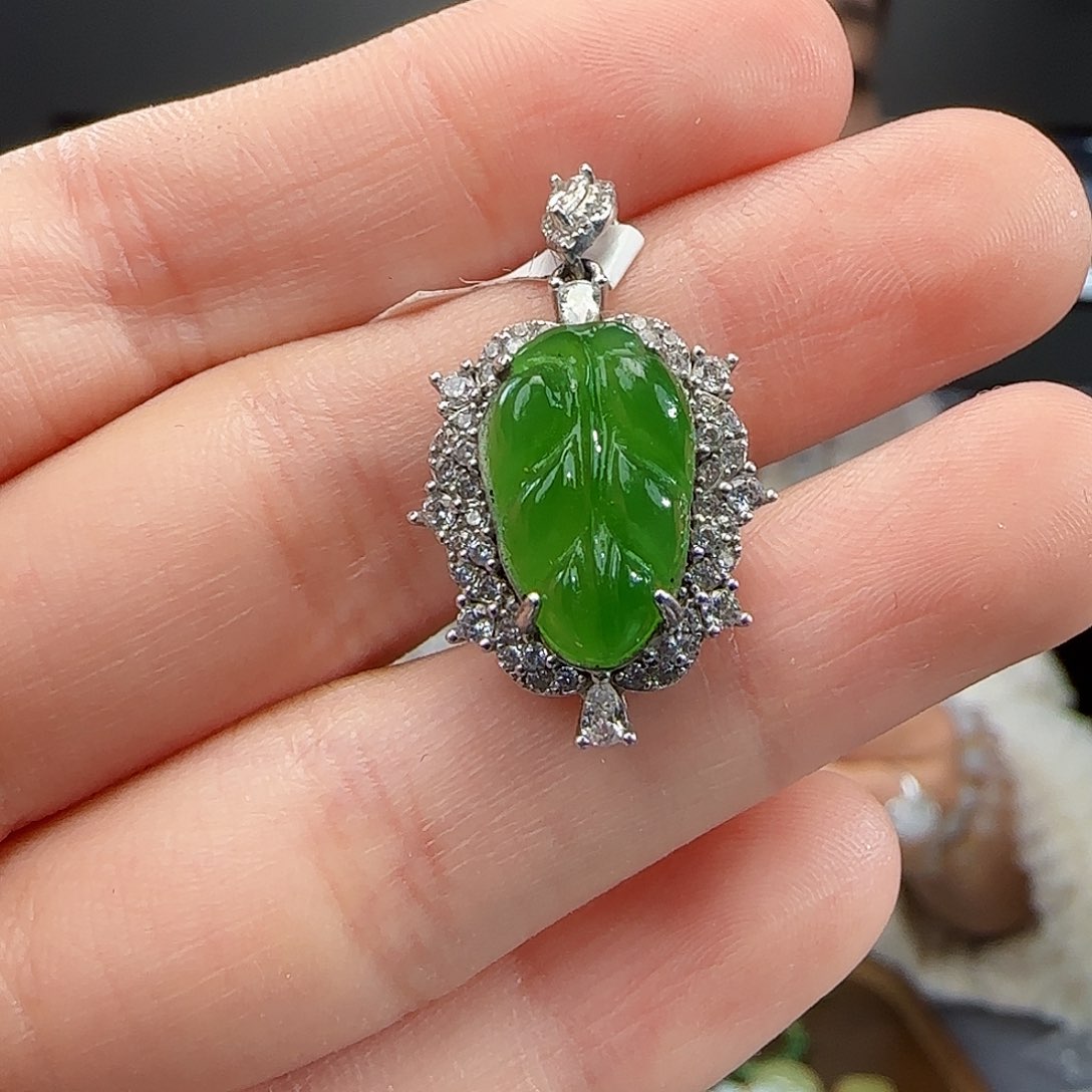 和田玉银S925镶嵌耳饰