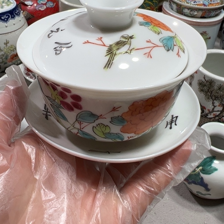 景德镇瓷工艺品等