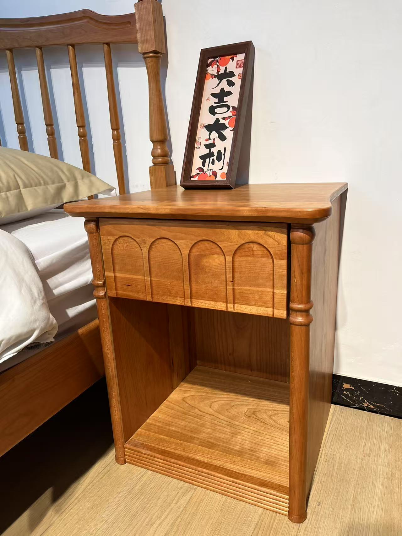 北欧全实木樱桃木帕特农床头柜卧室边柜复古收纳柜现代简约床边柜