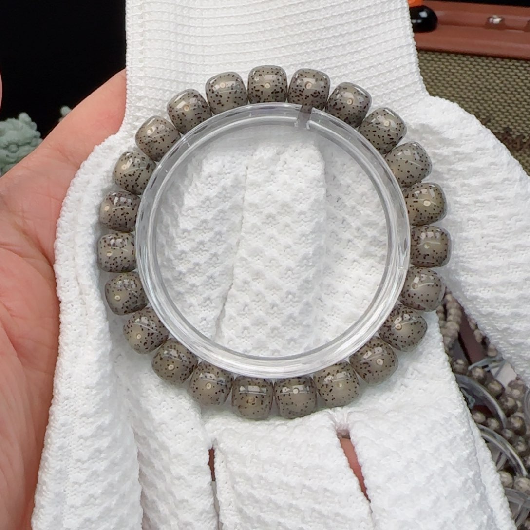 星月菩提手串灰冰10*9