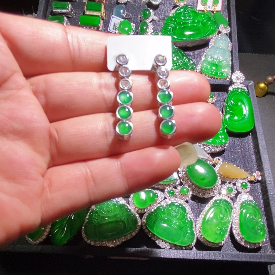 翡翠未镶嵌耳饰A货翡翠2