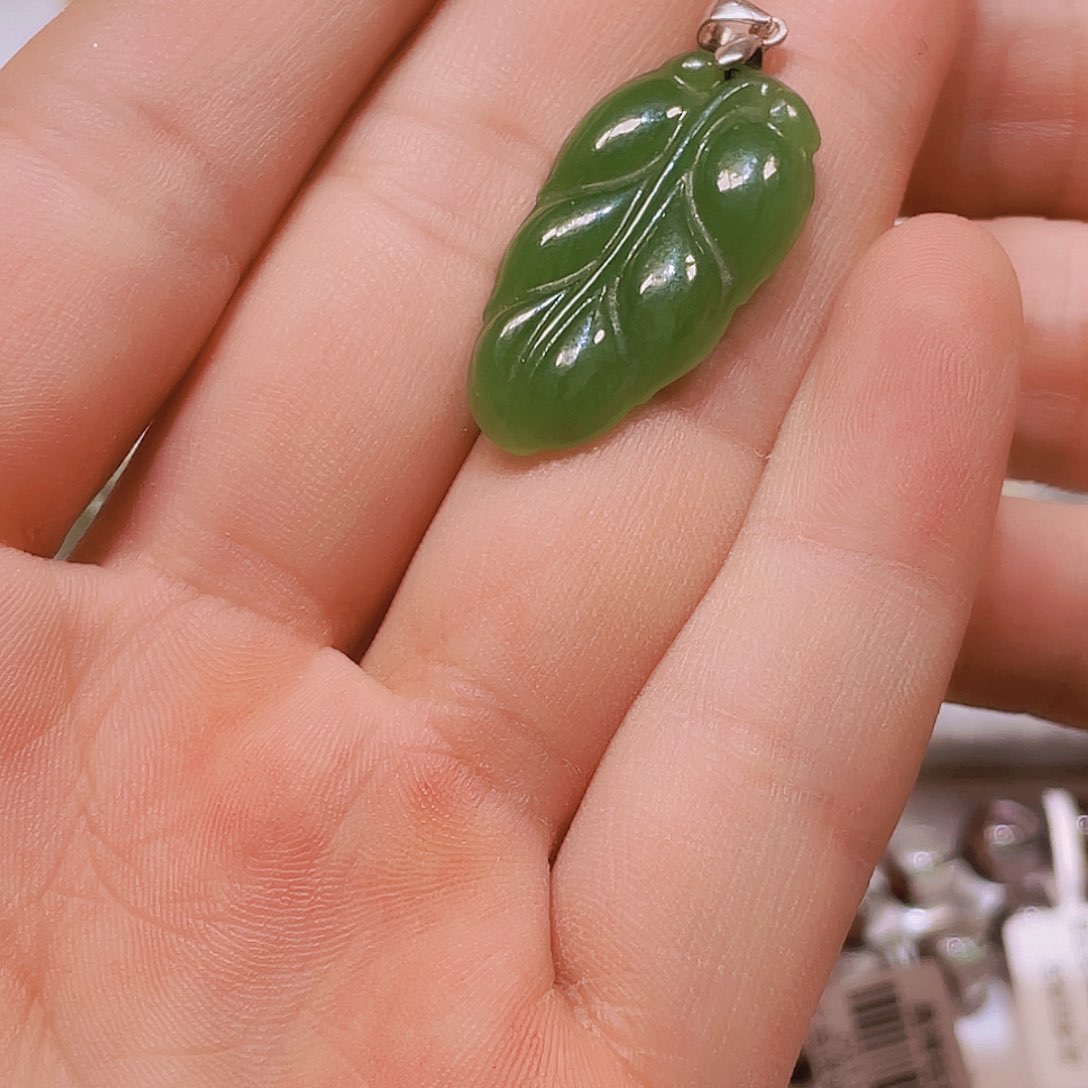 和田玉（碧玉）颈饰未镶嵌