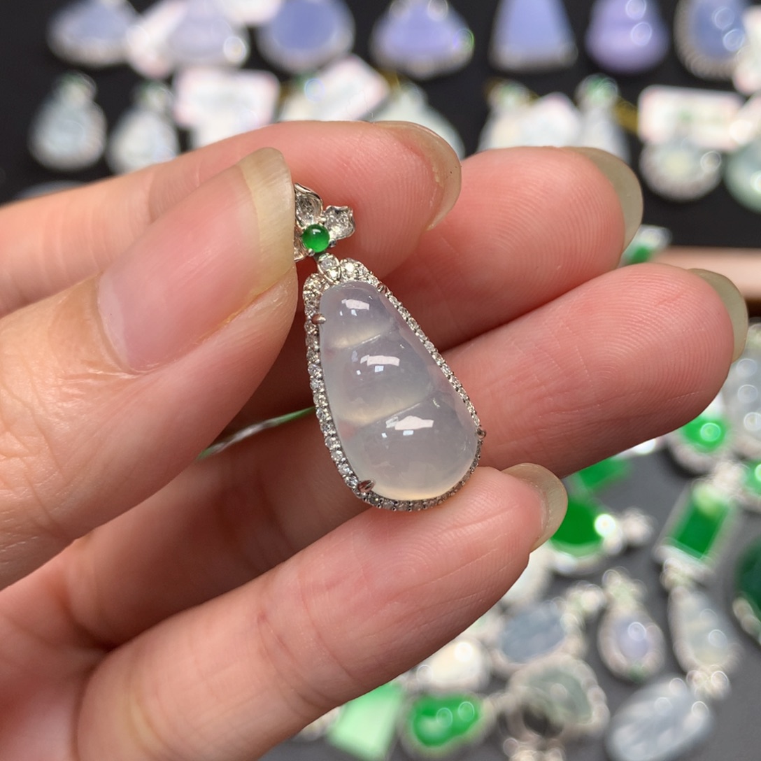 翡翠18K金镶嵌吊坠(不含链)