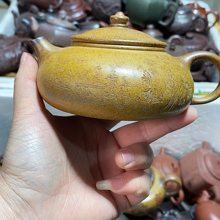 紫砂茶壶微瑕微笑