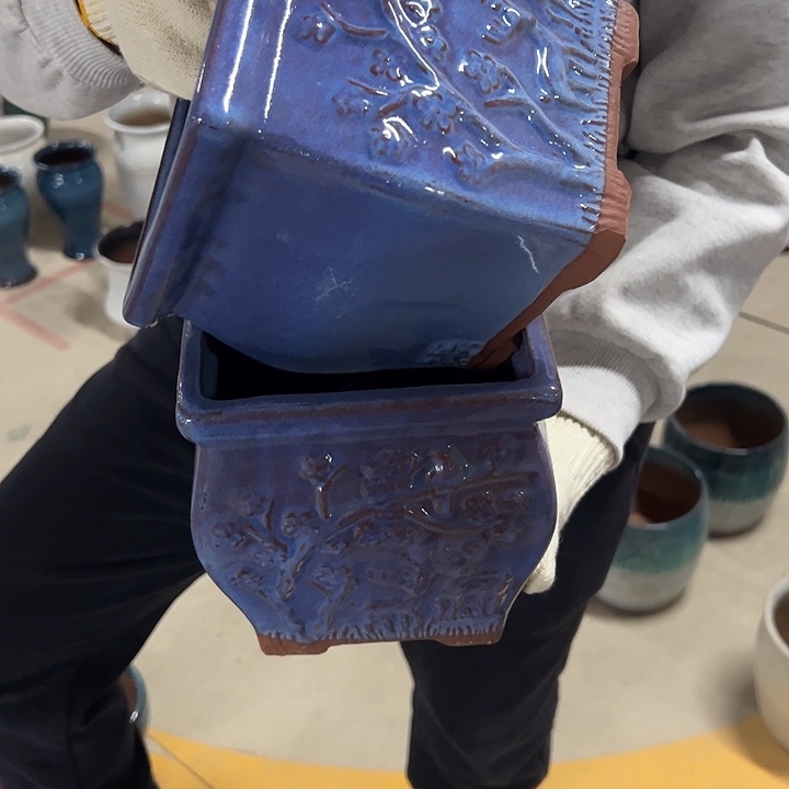 高度17厘米口15厘米