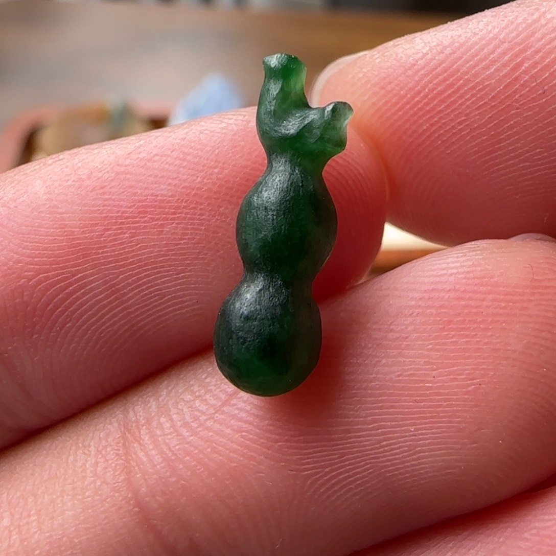 定制翡翠未镶嵌葫芦