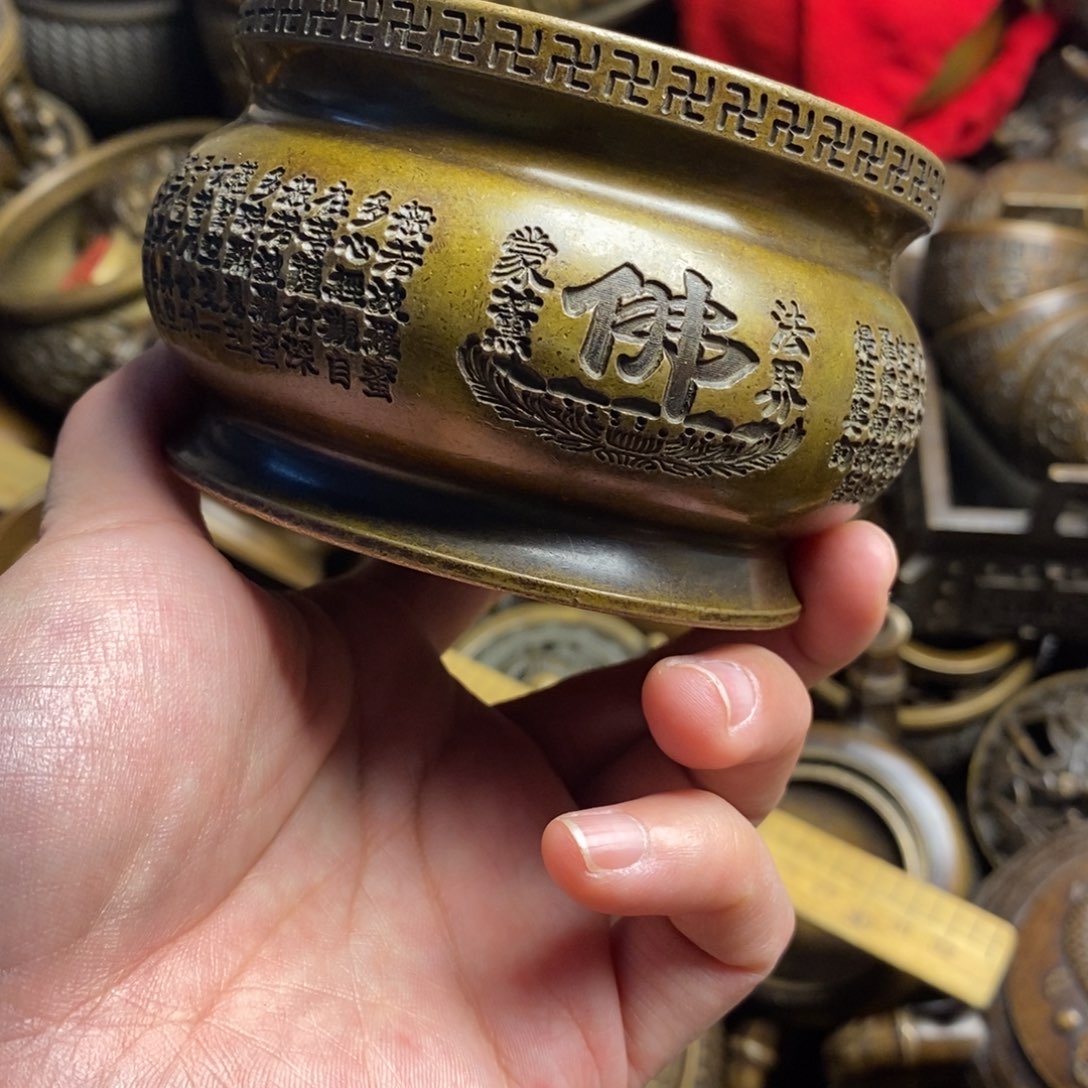 精美铜器做工精良