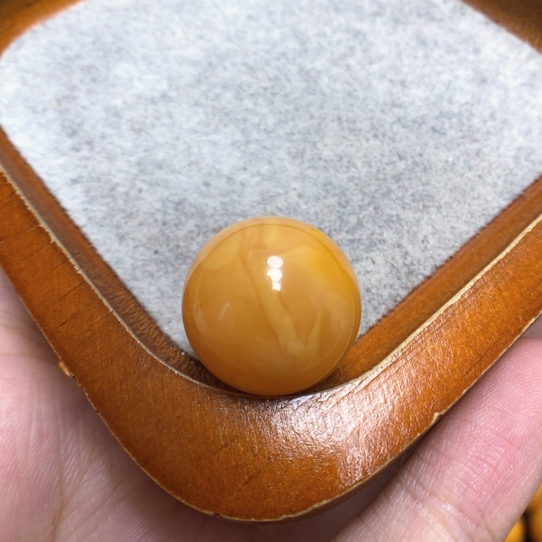 蜜蜡裸石未镶嵌江*蜜蜡裸珠