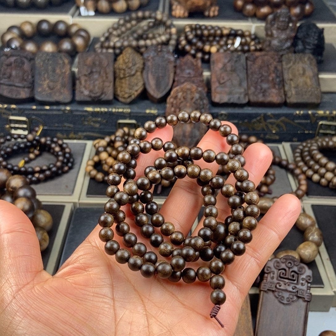 沉香手串越南芽庄白棋玉华