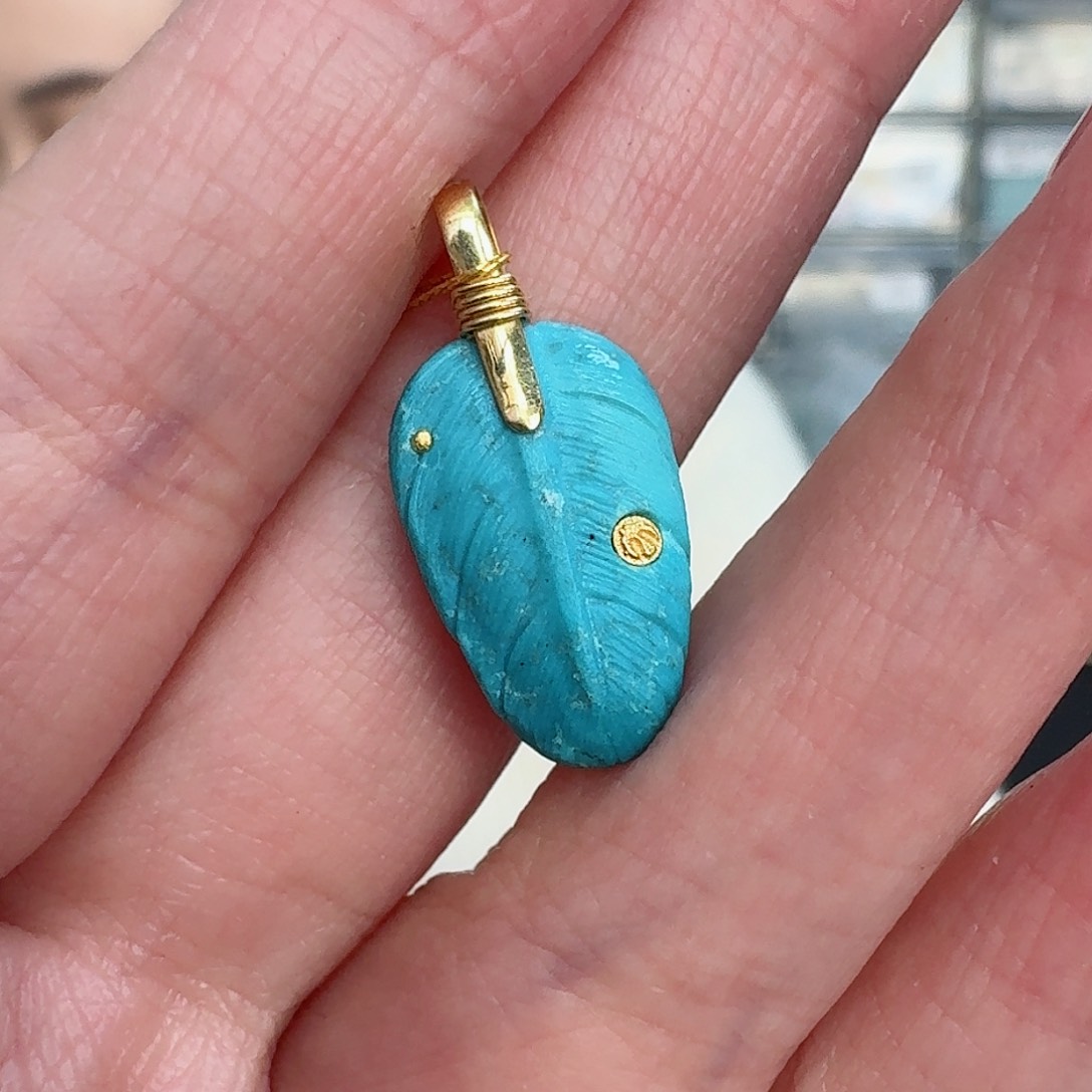 绿松石珠宝奇石18K金镶嵌