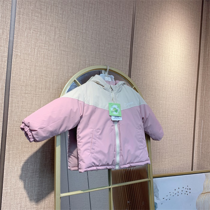 A1033    宝宝粉色上衣外套