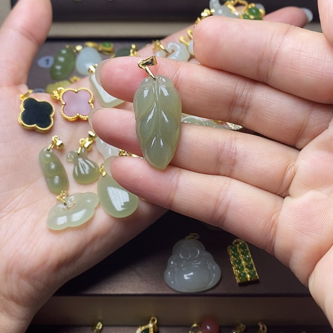 和田玉颈饰银S925镶嵌