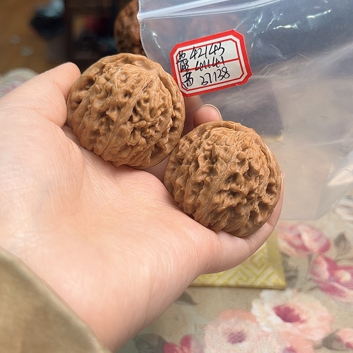 文玩核桃把件一代楼