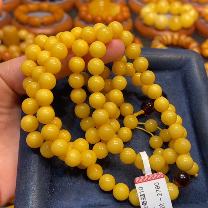 琥珀颈饰未镶嵌蜜蜡