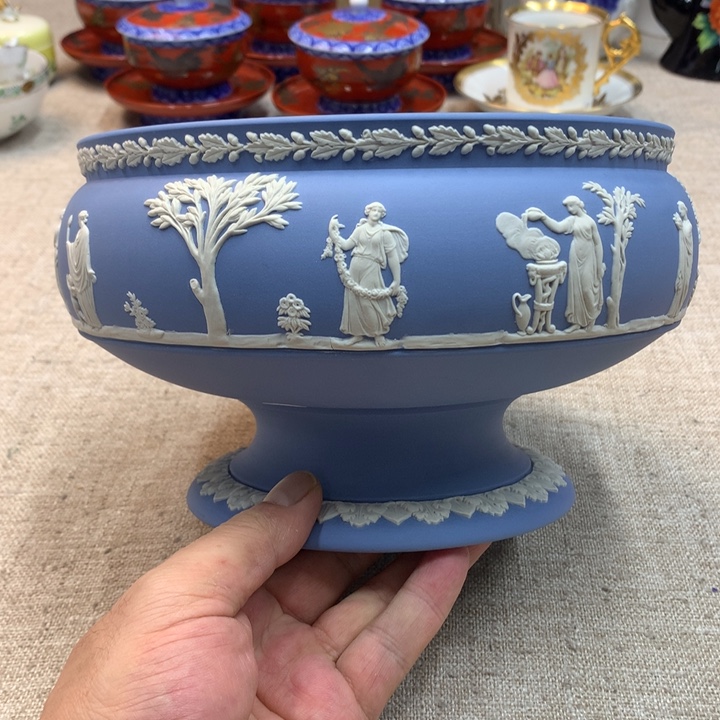 金瓷阁家的美丽瓷器