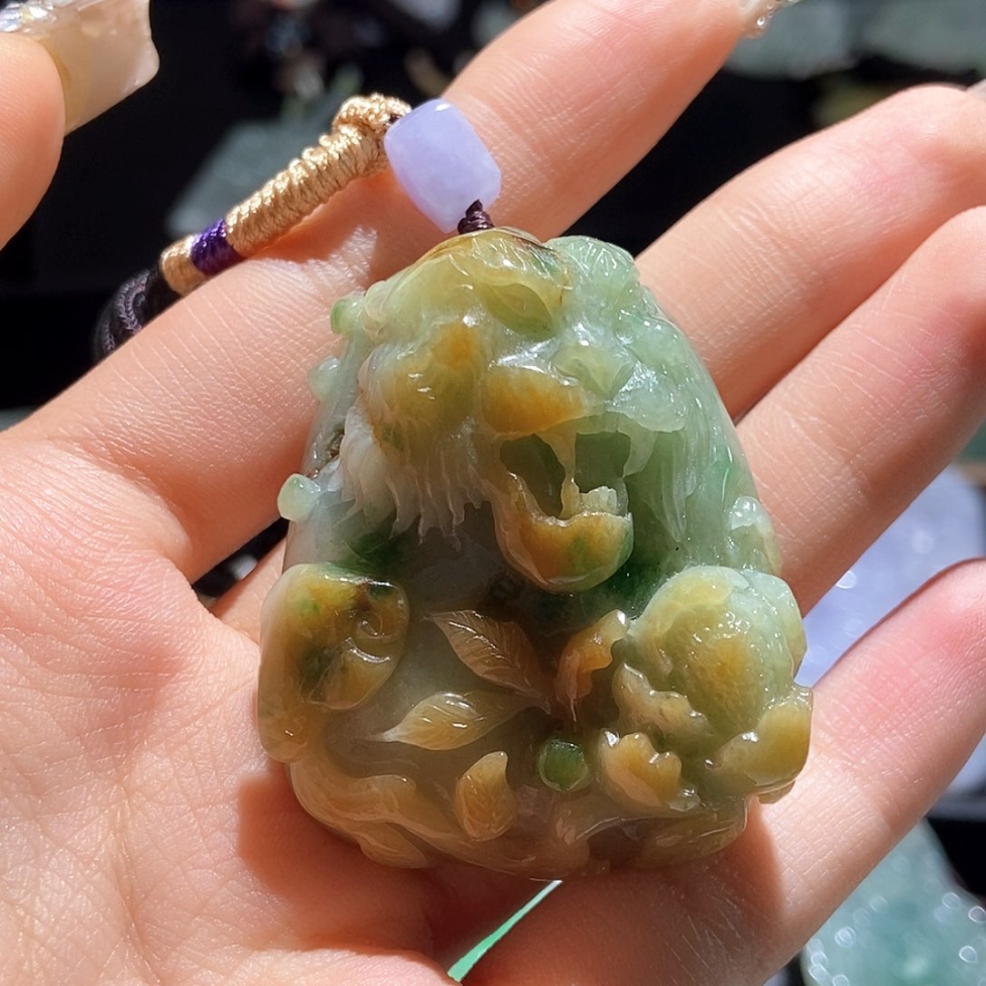 翡翠颈饰未镶嵌天然