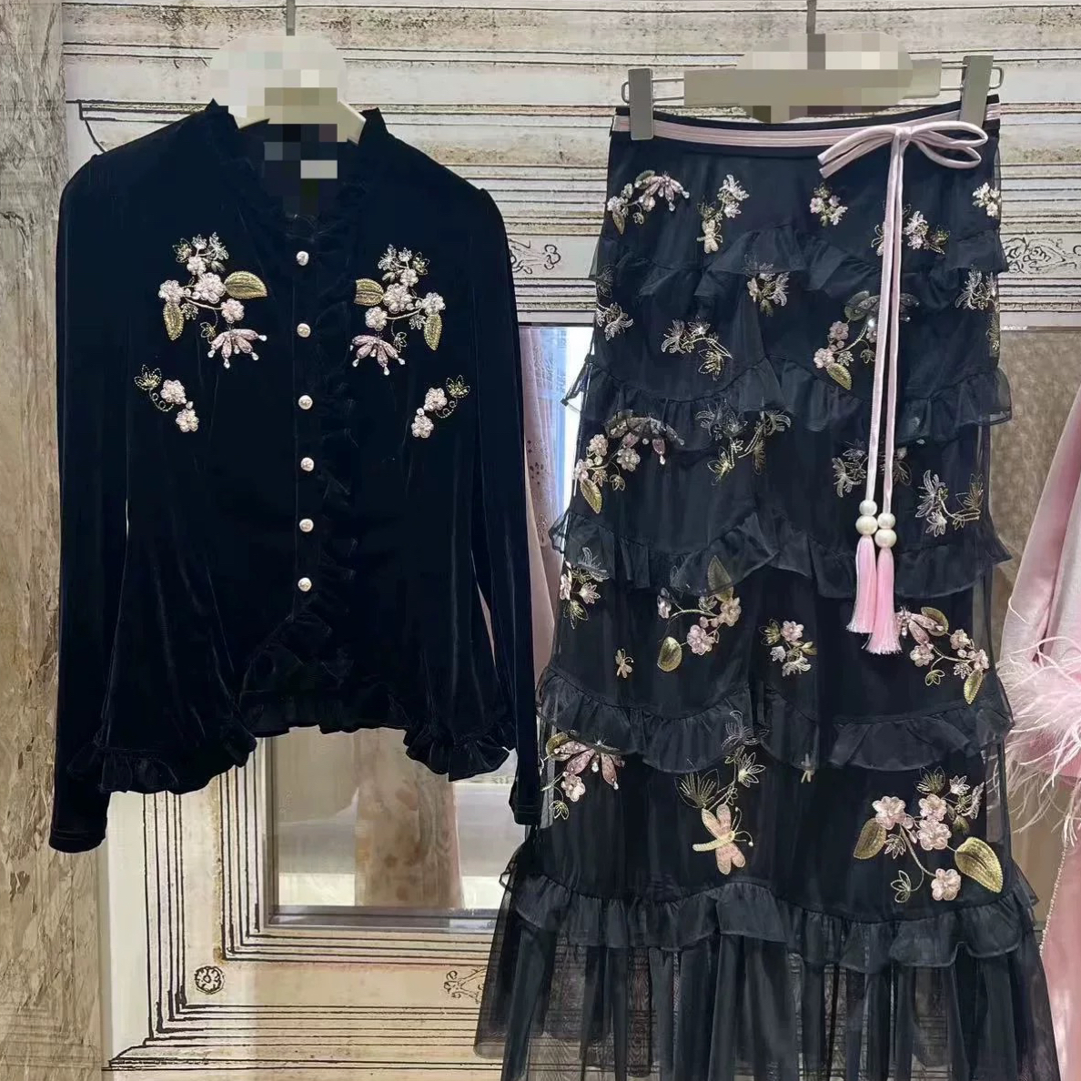 花颜颜法式复古小香风设计感小众刺绣荷叶边长袖衬衫上衣