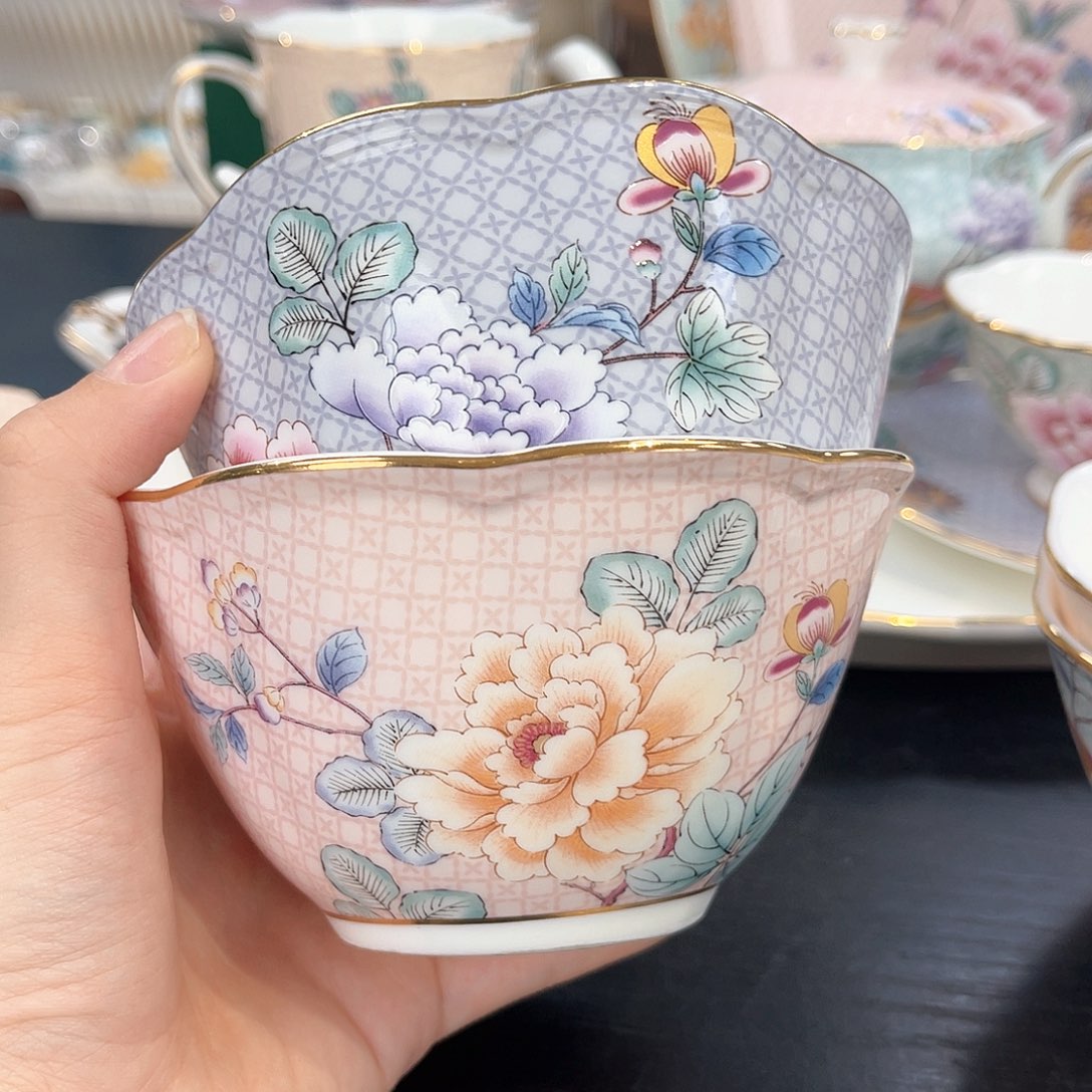 骨瓷两个饭碗—————