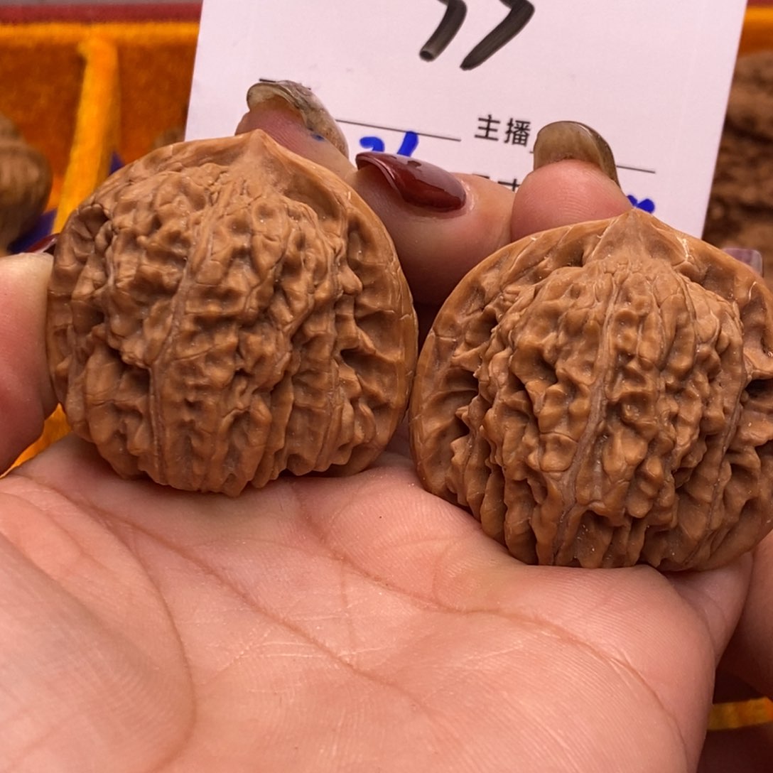 桃核吊坠秧*四座楼42有修s