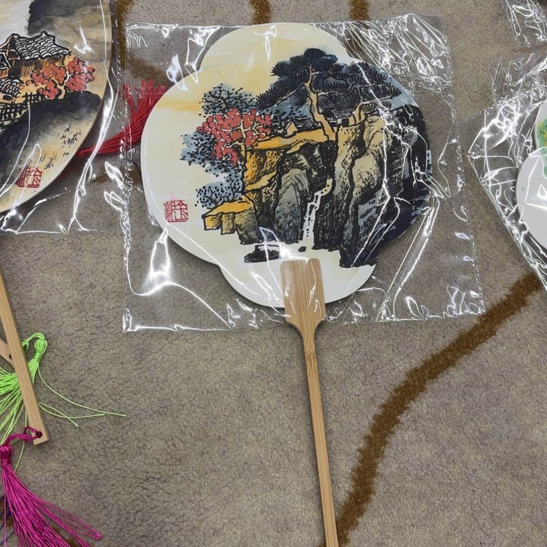 国画金帆扇子作品童