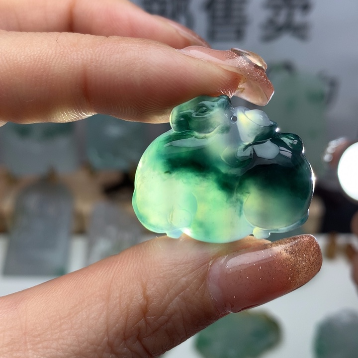 定制翡翠未镶嵌天然翡翠