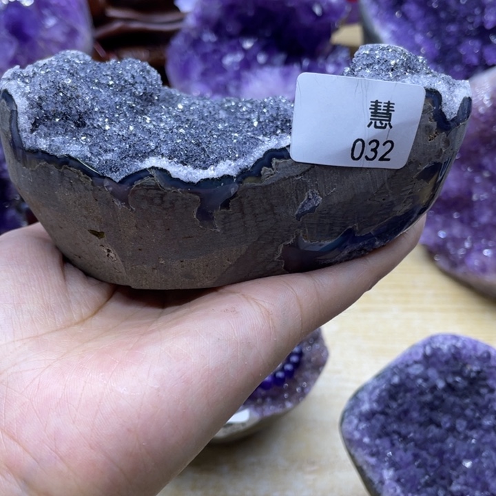 未镶嵌水晶大型摆件（非配饰）