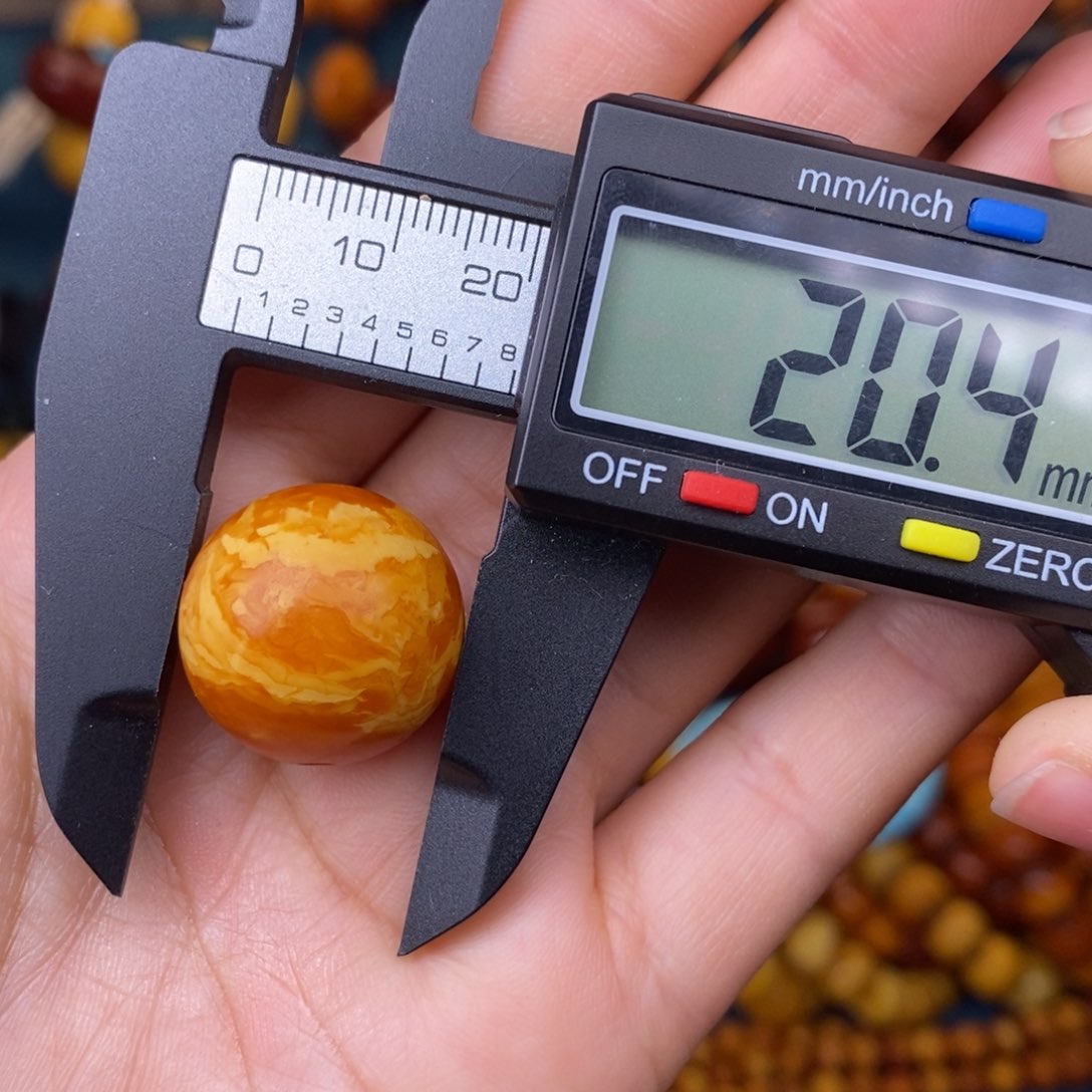 蜜蜡裸石未镶嵌蜜蜡