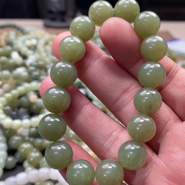 和田玉手链未镶嵌