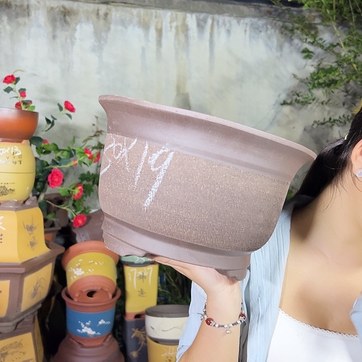 30拉毛小马花盆花盆