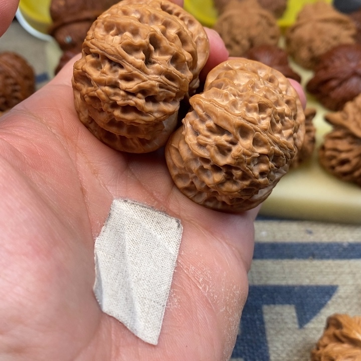 文玩核桃把件P****X核桃