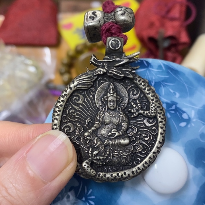摆件中古工艺品一件