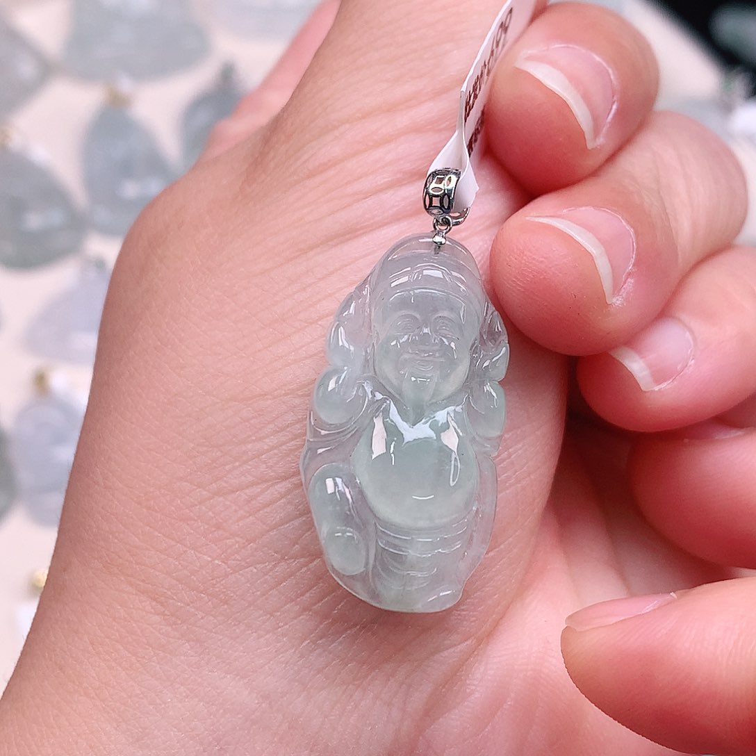 翡翠颈饰18K金镶嵌冰胶晴财神爷31*16*5