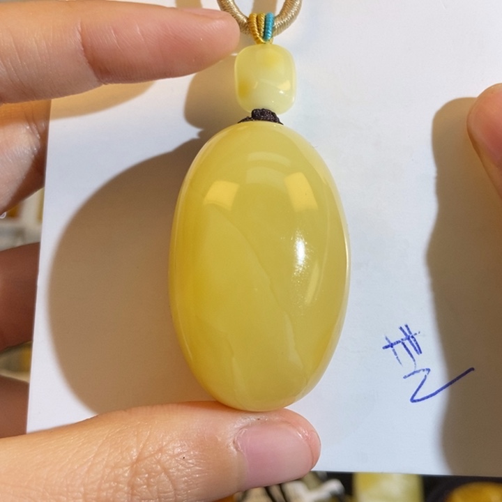 定制琥珀未镶嵌琥珀