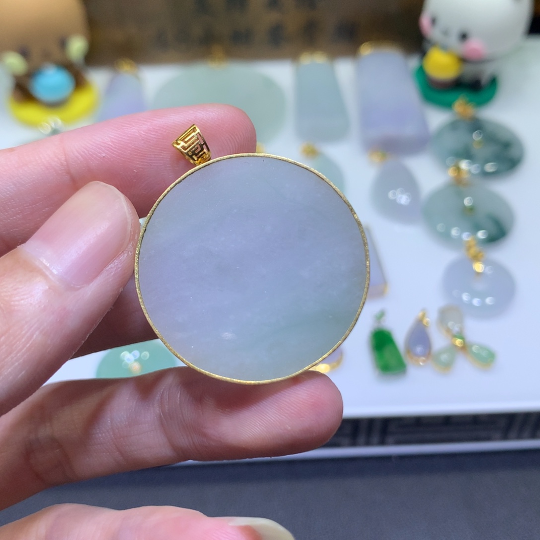 翡翠18K金镶嵌吊坠(不含链)