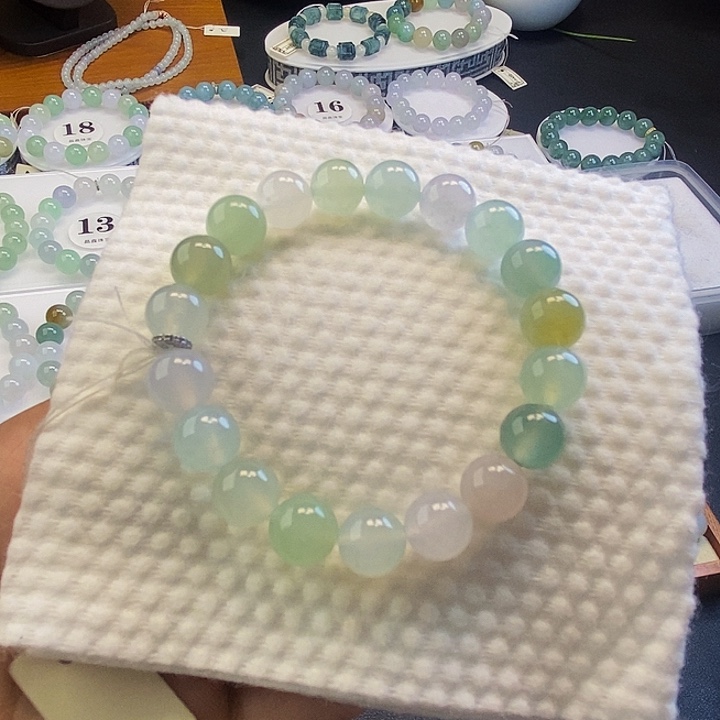 定制翡翠未镶嵌翡翠卡10