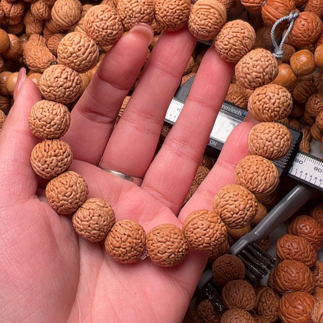 15尺寸荔枝纹桃核