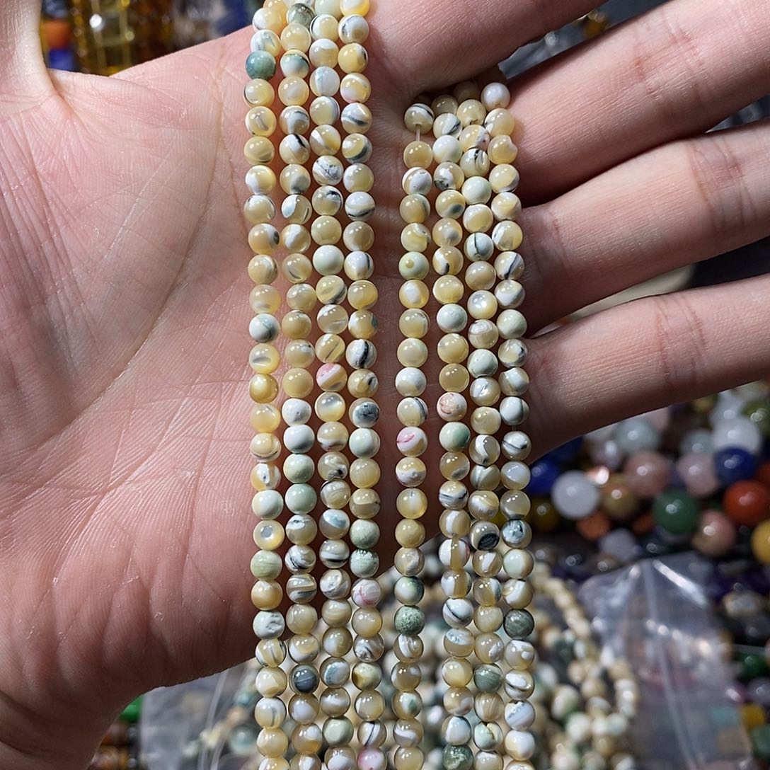石英质玉未镶嵌，天然蓝翡色夜光螺4.5mm，